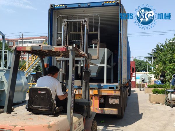 �����ɷ�ɰ�{���a(ch��n)���b܇�F(xi��n)���D